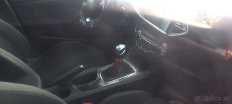 peugeot 308sw combi, 1,6hdi, rok vyr. 2016, navi, xenony,lcd - 5