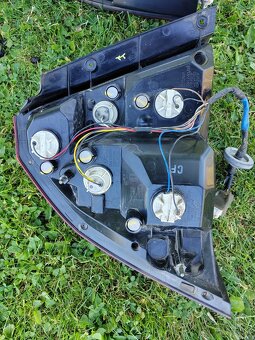 Chevrolet Aveo sedan zadné svetlá - 5