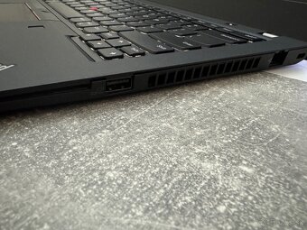 Lenovo ThinkPad T14 Gen 2 – i5/16GB/256GB, 14” FHD, W11 Pro - 5