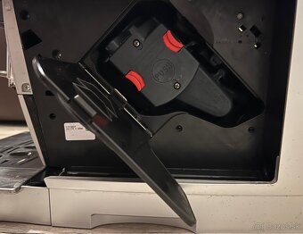 Kávovar Delonghi ECAM 23.460 strieborný - 5