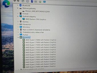 ASUS Zenbook 14 model 2025 v super stave okrem vrchneho kryt - 5