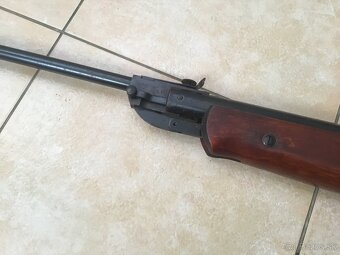 VZDUCHOVKA IŽ-22 - 5