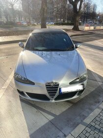 Predám Alfa Romeo 147 1,9 JTD po facelifte - 5