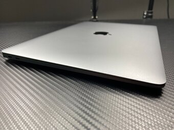 Macbook Air 13" 2019 - 5