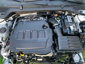 Predám havarovanú Škoda octavia 4 2.0tdi 85 kW 2023. - 5