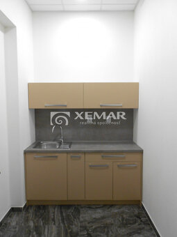 Na prenájom administratívne priestory, 65 m², Banská Byst... - 5