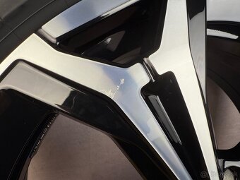 Originál zimní R19 kolesa Volvo XC40 / V90 Cross Country - 5