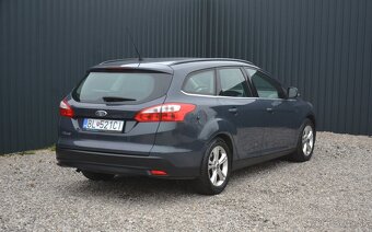 Ford Focus Array 1.60 SR voz - 5