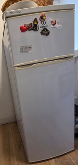 Chladnička s mrazničkou Indesit A+ - 5