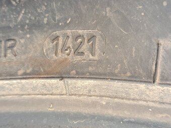 255/55 R19 107W - 5