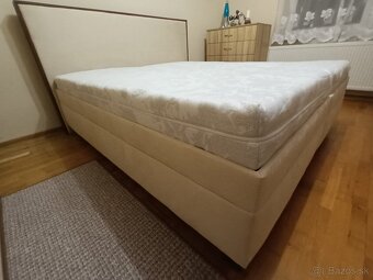 Nová manželská posteľ s matracmi, prikrývkou + 2 vankúše. - 5