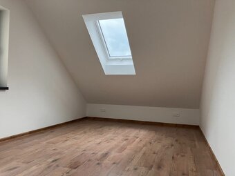 2 - izbový byt s očarujúcim výhľadom v Jasenovej na prenájom - 5