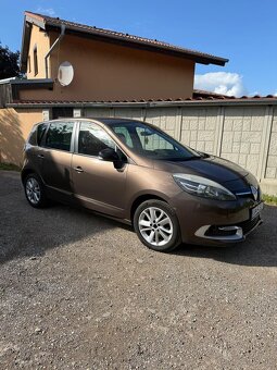 Renault Megane Scenic - 5