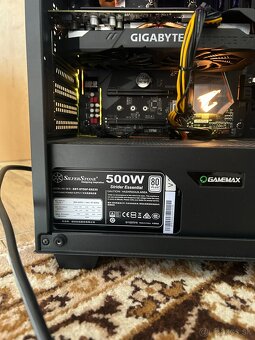 RTX 2060, AMD RYZEN 5 3600. 16GB RAM, SSD - 5