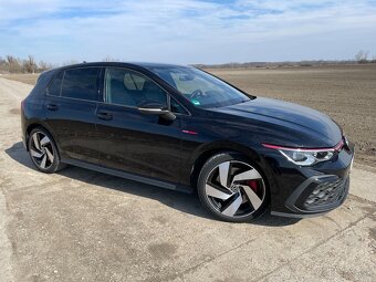 VW Golf VIII GTI 2.0 TSI - 5