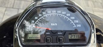 Suzuki Intruder 1800 VZR - 5