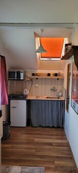 Izba s kúpelňou a kuchynkou na prenájom - 5