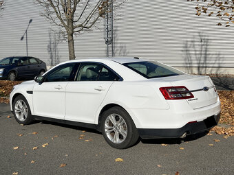 Ford Taurus 3.5V 6, benzín, 2015, 1.majitel - 5
