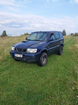 Nissan terrano - 5