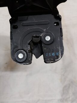 Predám zámok kufra audi - 5