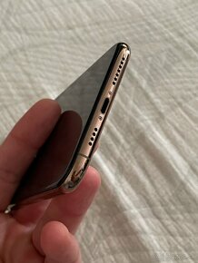 iPhone XS Max  256Gb Gold - 5