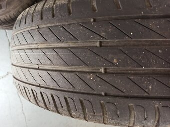 Letná sada 195/65 r15 5x112 + puklice - 5