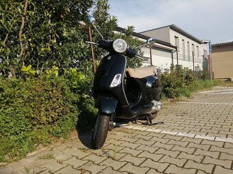 Piaggio Vespa 125 LX - 5