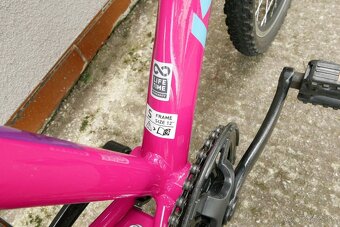 Predám detsky duralový bicykel KROSS Lea 24" - 5