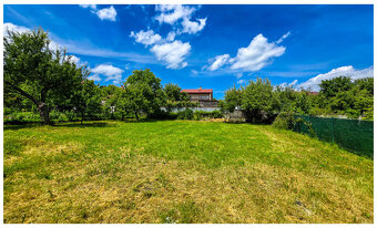 MUROVANÝ RODINNÝ DOM / BADÍN / SLNEČNÝ POZEMOK 1130 m2 - 5