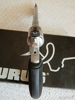 22 Wmr revolver - 5