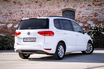 Volkswagen Touran 1.6TDI SCR Comfortline - PANO, ACC - 5