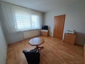 3izb. byt s balkónom, šatníkom a špajzou, Nové Zámky - 5