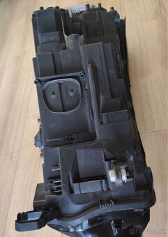 Volkswagen Tiguan ľavé predné svetlo - 5