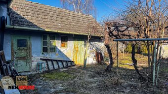 Pozemok 743 m2 so starým rodinným domom vo vyhľadávanej loka - 5