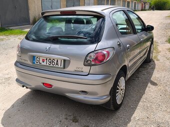 Predám Peugeot 206 1.1 44kw - 5