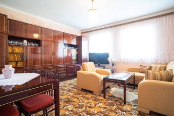 VIDIECKY DOM S KRÁSNYM POZEMKOM, 1455 m², EGREŠ - 5