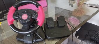 Volant s pedalami k ps4 a PC - 5