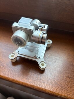 DJI Phantom - 5
