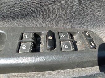 Predám auto Škoda Octavia 1.9 TDI - 5
