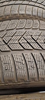 Predám zimný dvojrozmer 275/45r20+305/40r20 Pirelli - 5