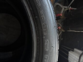 Bridgestone 255 40 R20 - 5