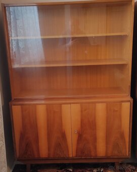 Starodávny masívny nábytok - 5