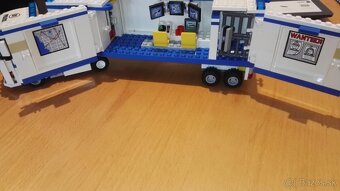 LEGO City 60044 Mobilná policajná stanica - 5