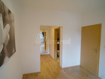Štýlový investičný 2 izbák s balkónom a parkovací… - 5