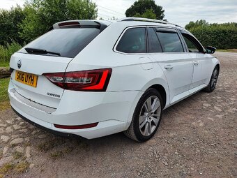 Rozpredám Škoda Superb 3 kombi Elegance - 5