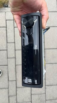 Pioneer radio USB - 5