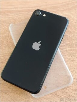 iPhone SE 2022 5g - 5