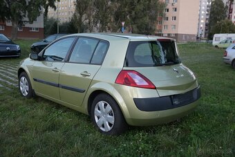 Predám Renault Megane 1.6 - 5