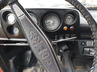 Lada Niva 1,6 - 5