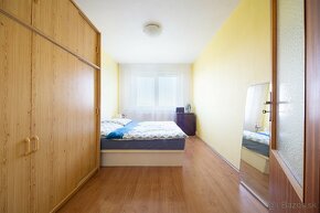3 izb. byt so šatníkom a krásnym výhľadom v Moldave - 5